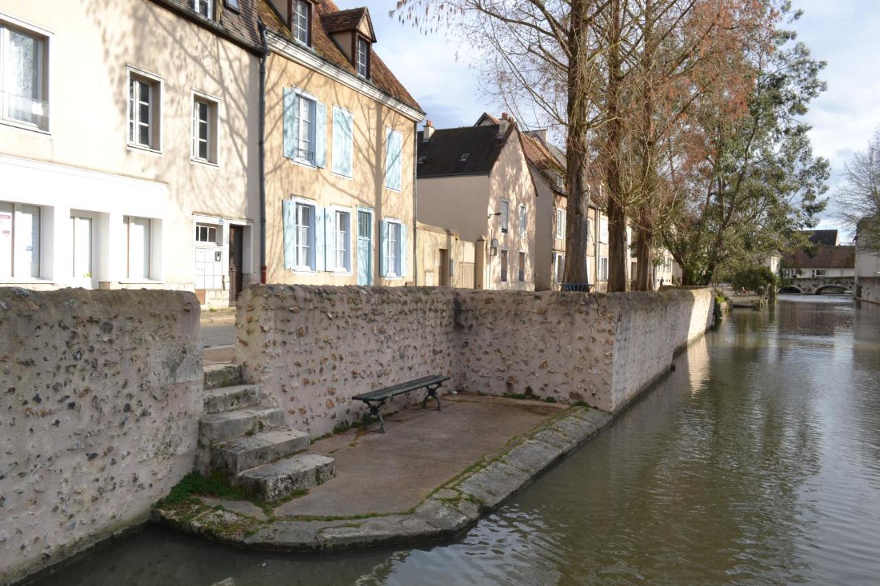 L'Essentiel De Chartres Apartment ภายนอก รูปภาพ